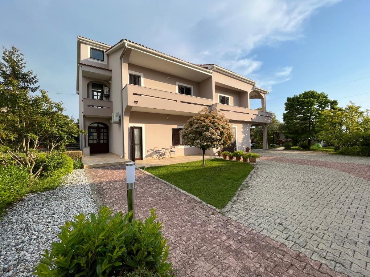 Apartment Lina Ζαντάρ Εξωτερικό φωτογραφία